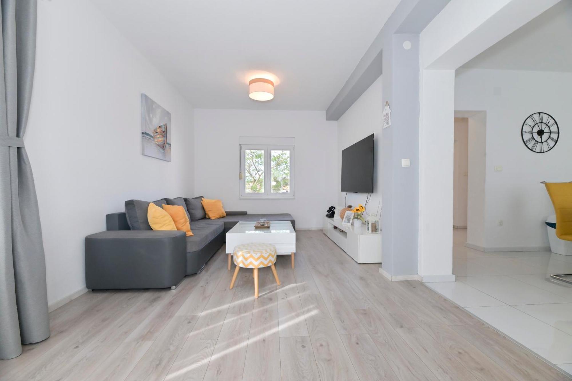 Apartment Amelie - With Pool And Sauna! Galovac  ภายนอก รูปภาพ